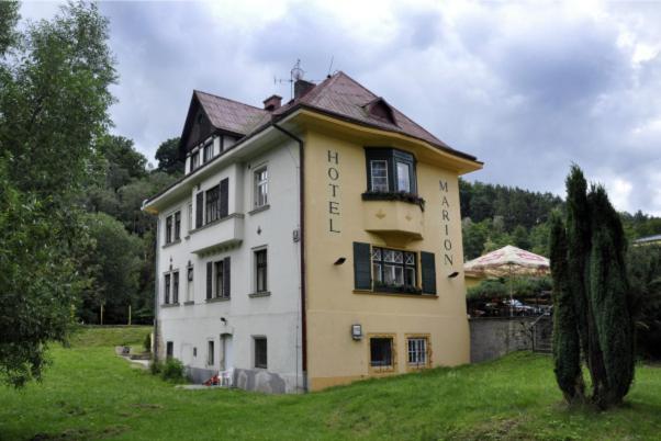 Penzion Marion Hotel Decin Exterior photo